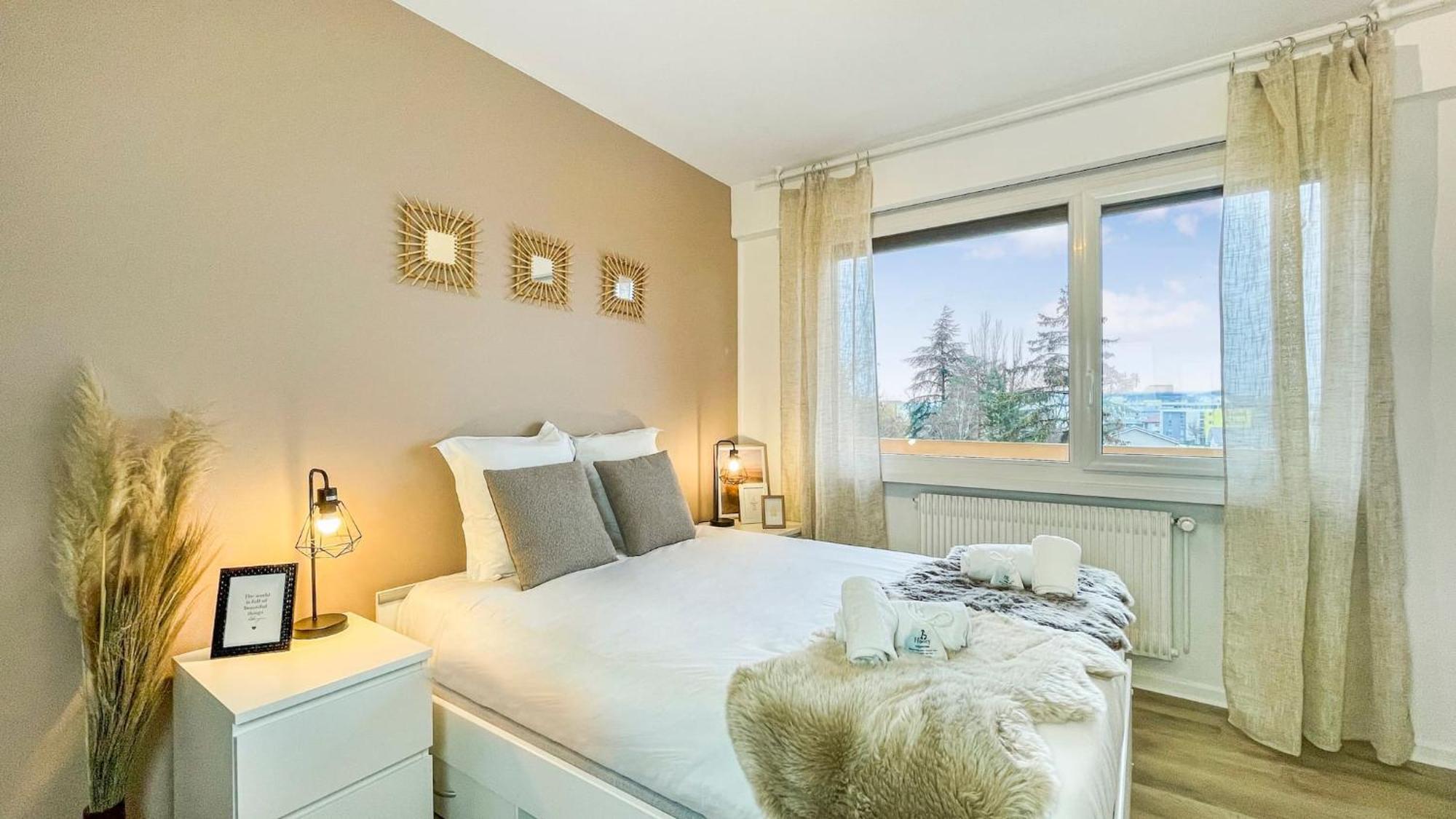 אנמסה Homey La Coloc Mugi - Colocation Haut De Gamme - Chambres Privees - Balcon - Wifi Et Netflix - Proche Transports Commun מראה חיצוני תמונה