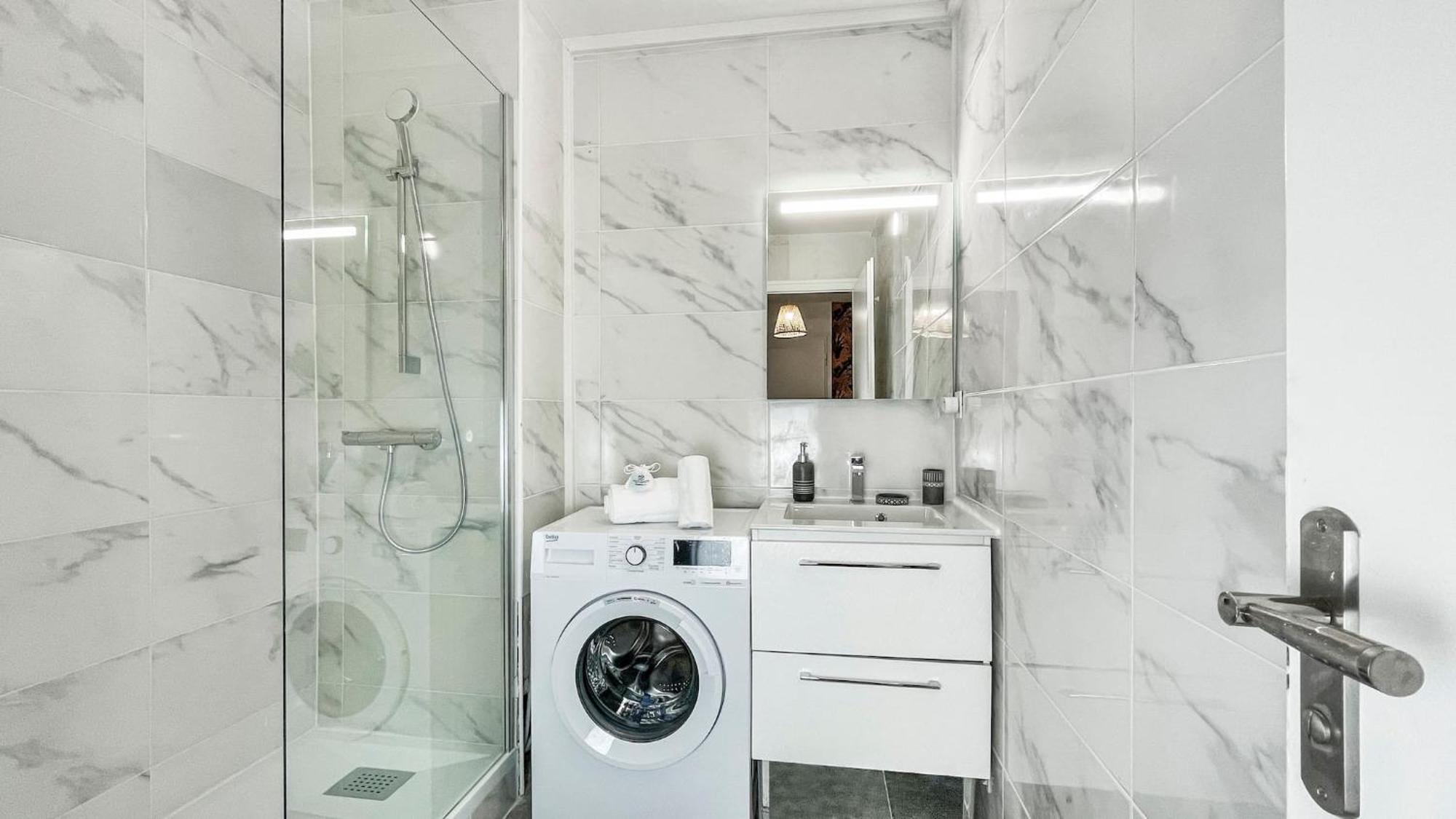 אנמסה Homey La Coloc Mugi - Colocation Haut De Gamme - Chambres Privees - Balcon - Wifi Et Netflix - Proche Transports Commun מראה חיצוני תמונה
