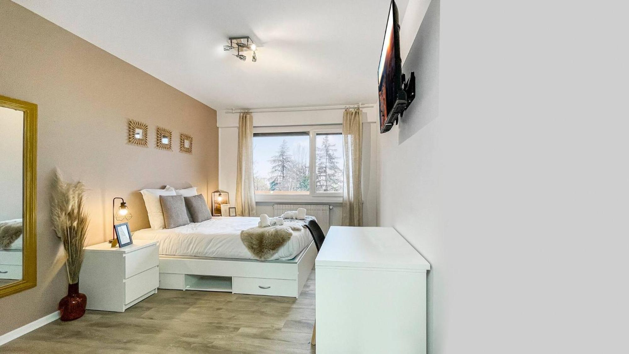 אנמסה Homey La Coloc Mugi - Colocation Haut De Gamme - Chambres Privees - Balcon - Wifi Et Netflix - Proche Transports Commun מראה חיצוני תמונה