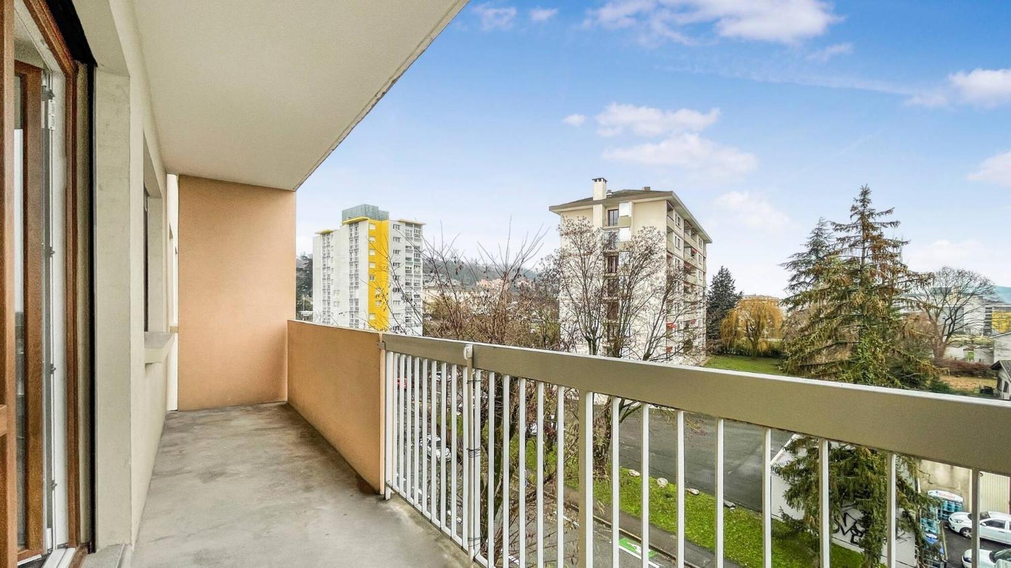 אנמסה Homey La Coloc Mugi - Colocation Haut De Gamme - Chambres Privees - Balcon - Wifi Et Netflix - Proche Transports Commun מראה חיצוני תמונה